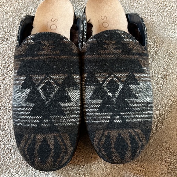 Soul Naturalizer Warm Clogs. NWOT Size 41 - Picture 6 of 6